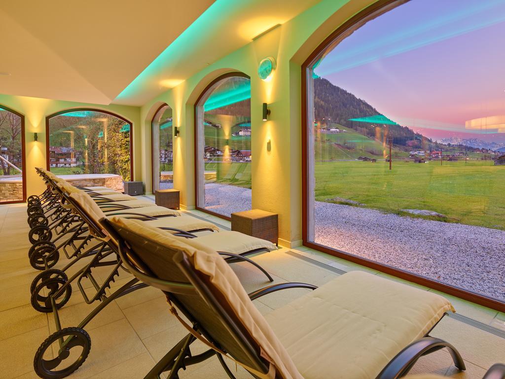 Alpeiner - Nature Resort Tirol Нойштіфт-ім-Штубайталь Екстер'єр фото