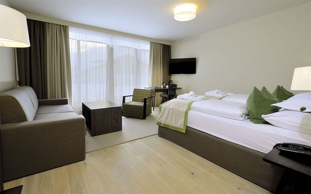 Alpeiner - Nature Resort Tirol Нойштіфт-ім-Штубайталь Екстер'єр фото