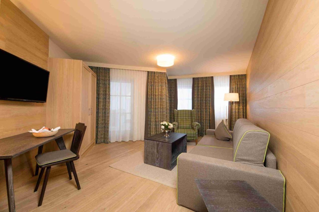Alpeiner - Nature Resort Tirol Нойштіфт-ім-Штубайталь Екстер'єр фото